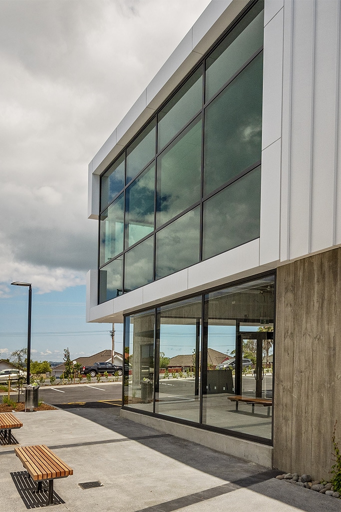 102 Hobsonville Rd – 005 crop_Hero