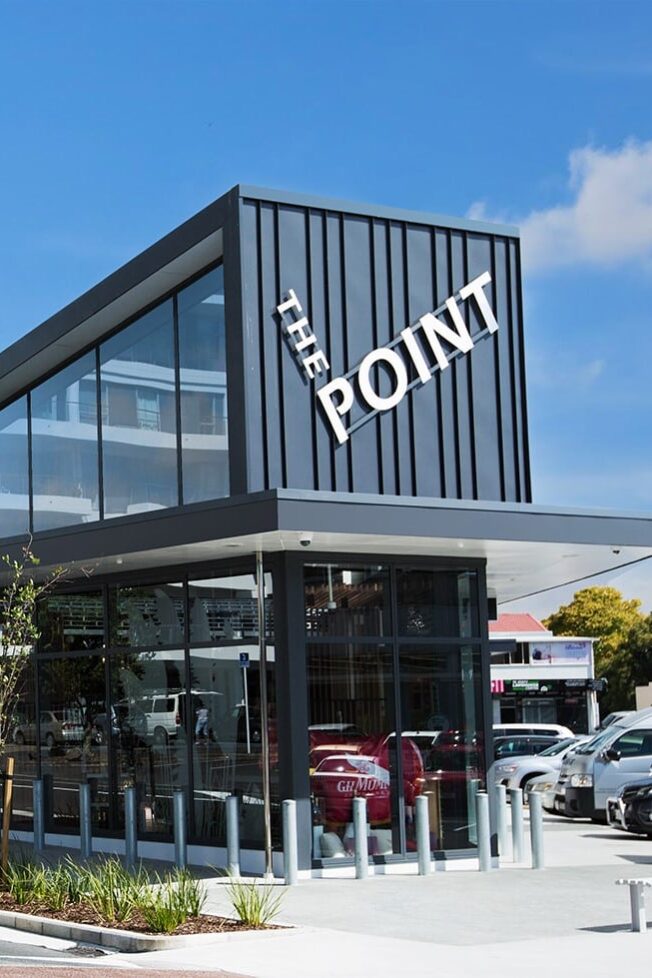 The Point – Portrait The Point - Portrait